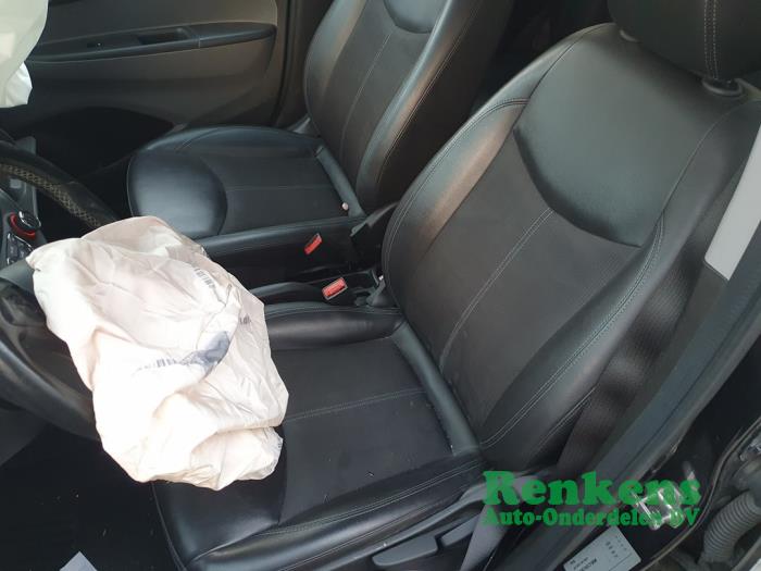 Opel Karl 1.0 12V Sloopvoertuig (2016, Zwart)