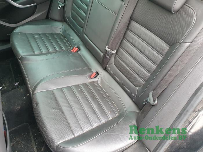 Opel Insignia Sports Tourer 2.0 Turbo 16V 4x4 Ecotec Sloopvoertuig (2010, Zwart)