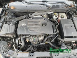 Opel Insignia Sports Tourer 2.0 Turbo 16V 4x4 Ecotec Sloopvoertuig (2010, Zwart)