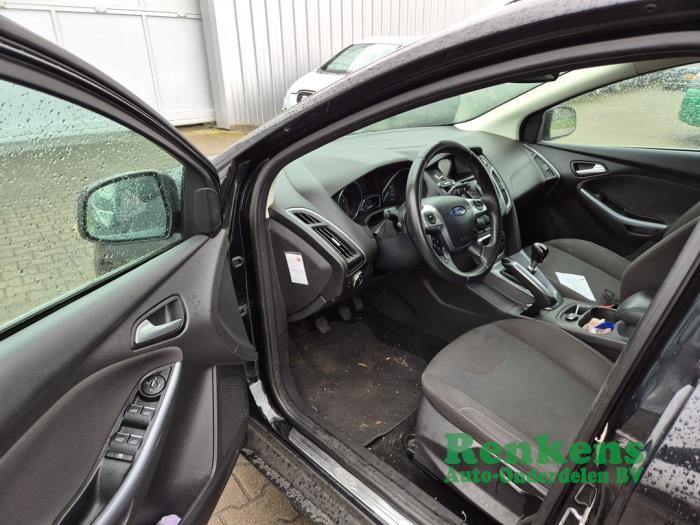Ford Focus 3 Wagon 1.6 SCTi 16V Sloopvoertuig (2012, Zwart)