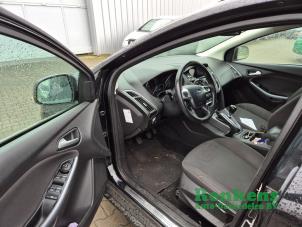 Ford Focus 3 Wagon 1.6 SCTi 16V Sloopvoertuig (2012, Zwart)