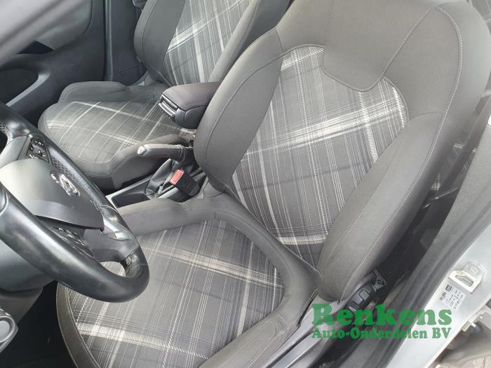 Opel Corsa E 1.3 CDTi 16V ecoFLEX Sloopvoertuig (2015, Zilver)