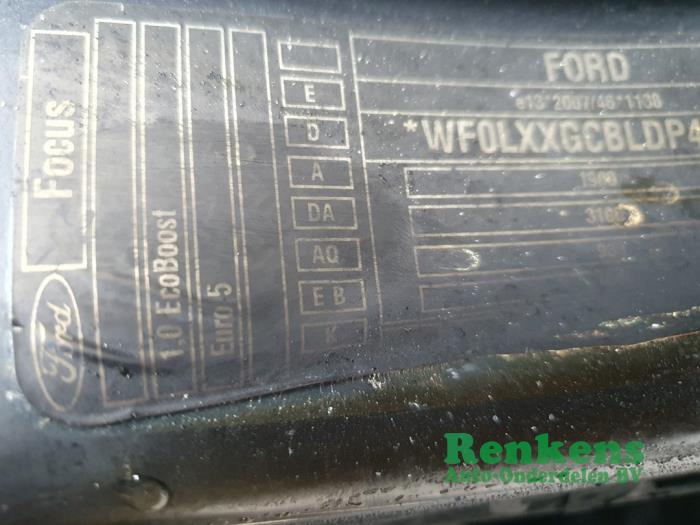 Ford Focus 3 Wagon 1.0 Ti-VCT EcoBoost 12V 125 Sloopvoertuig (2013, Donker, Grijs)
