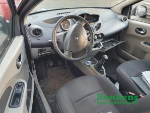Renault Twingo II 1.2 16V Sloopvoertuig (2007, Zwart)