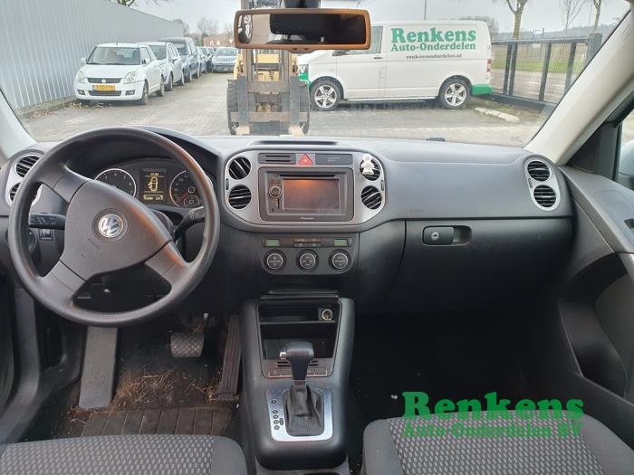 Volkswagen Tiguan 2.0 TSI 16V 4Motion Sloopvoertuig (2009, Zilver)
