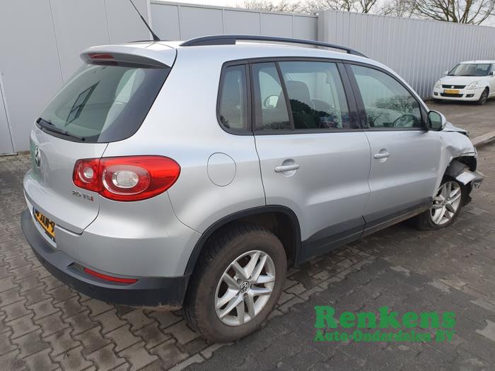 Volkswagen Tiguan 2.0 TSI 16V 4Motion Sloopvoertuig (2009, Zilver)