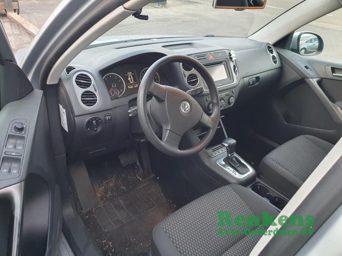 Volkswagen Tiguan 2.0 TSI 16V 4Motion Sloopvoertuig (2009, Zilver)