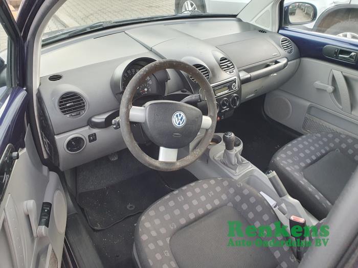 Volkswagen New Beetle 1.6 Sloopvoertuig (2002, Blauw)