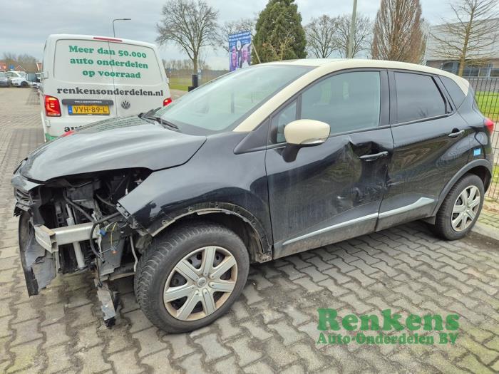 Renault Captur 1.2 TCE 16V EDC Sloopvoertuig (2016, Zwart)
