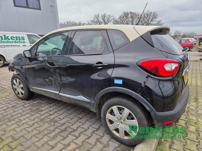 Renault Captur 1.2 TCE 16V EDC Sloopvoertuig (2016, Zwart)