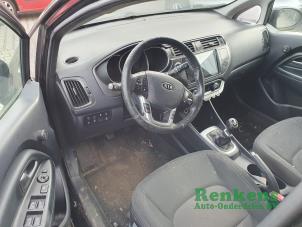 Kia Rio III 1.1 CRDi VGT 12V Sloopvoertuig (2012, Zwart)