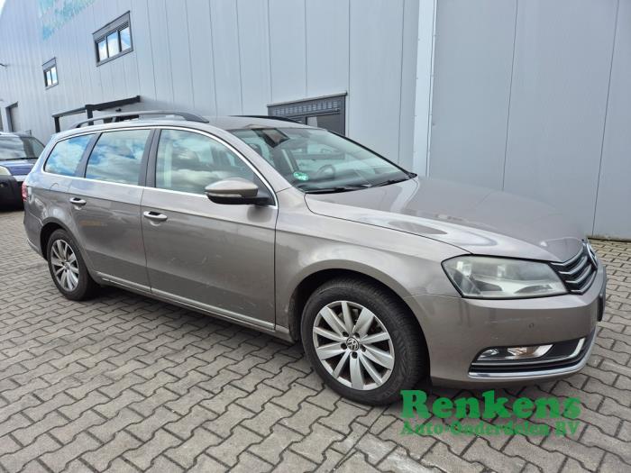 Volkswagen Passat Variant 1.4 TSI 16V Sloopvoertuig (2011, Bruin)