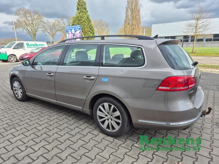 Volkswagen Passat Variant 1.4 TSI 16V Sloopvoertuig (2011, Bruin)