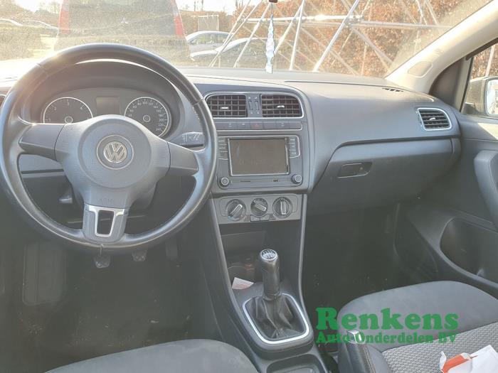 Volkswagen Polo V 1.2 TDI 12V BlueMotion Sloopvoertuig (2011, Zwart)