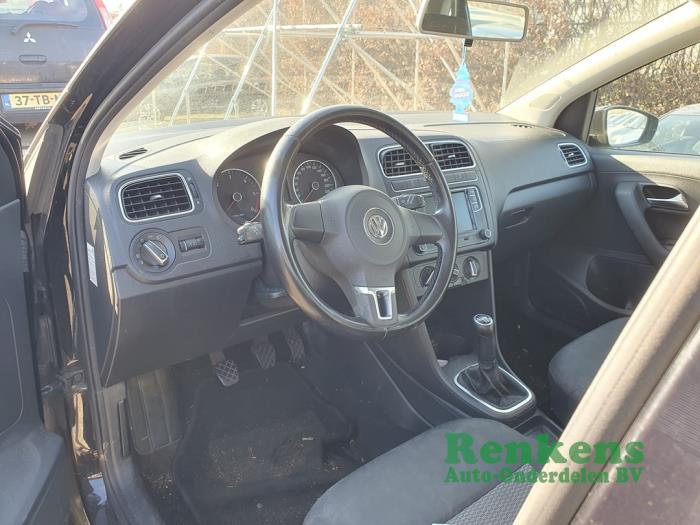 Volkswagen Polo V 1.2 TDI 12V BlueMotion Sloopvoertuig (2011, Zwart)