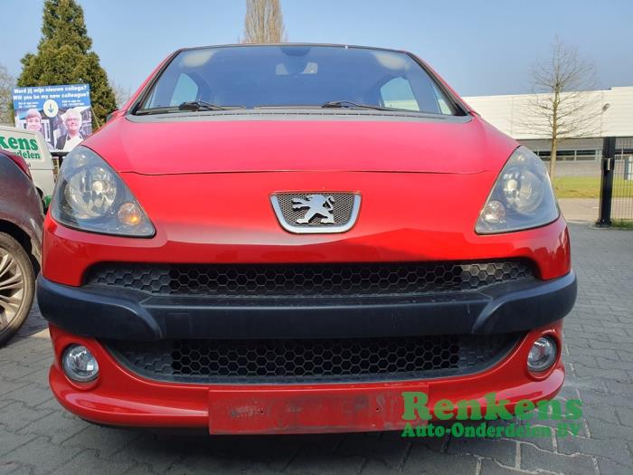 Peugeot 1007 1.6 GTI,Gentry 16V Sloopvoertuig (2005, Rood)