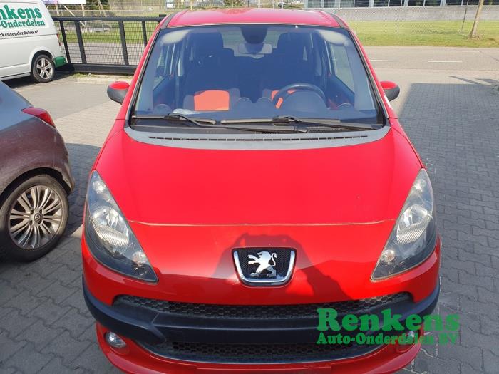 Peugeot 1007 1.6 GTI,Gentry 16V Sloopvoertuig (2005, Rood)