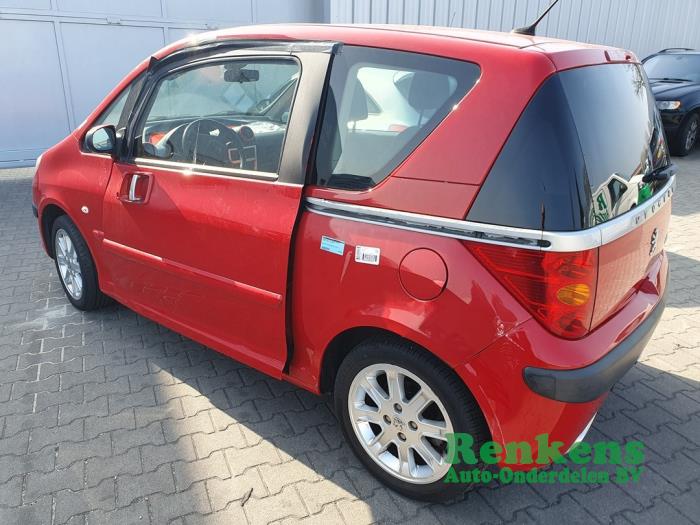 Peugeot 1007 1.6 GTI,Gentry 16V Sloopvoertuig (2005, Rood)