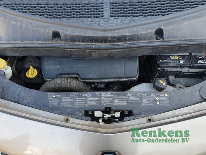 Renault Modus/Grand Modus 1.2 16V Hi-Flex Sloopvoertuig (2009, Metallic, Beige)