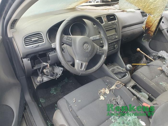 Volkswagen Golf VI 1.2 TSI BlueMotion Sloopvoertuig (2011, Zwart)