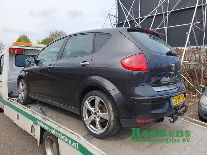 Seat Altea 2.0 FSI 16V Sloopvoertuig (2005, Zwart)