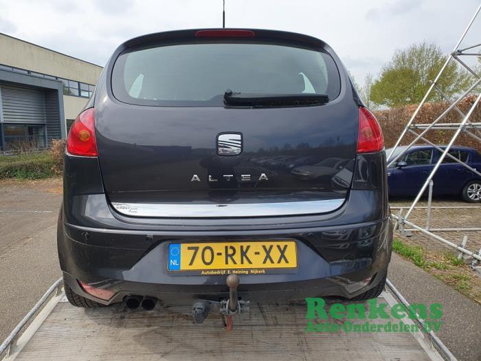 Seat Altea 2.0 FSI 16V Sloopvoertuig (2005, Zwart)