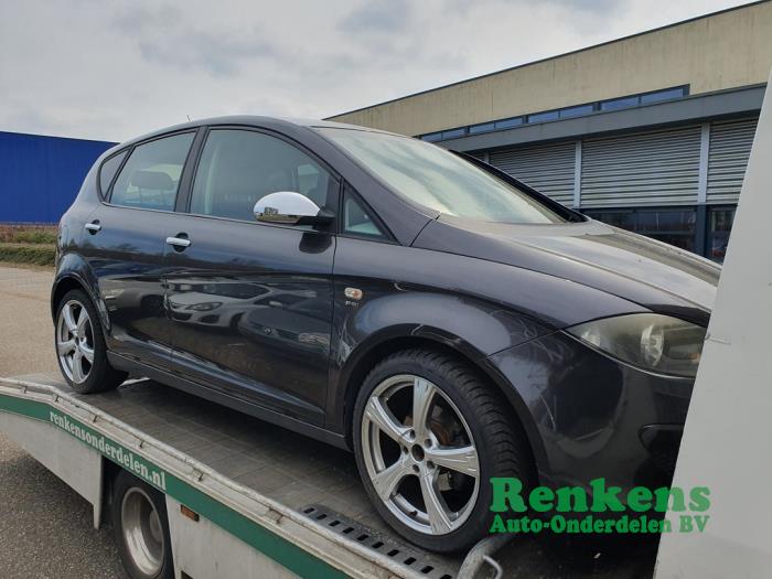 Seat Altea 2.0 FSI 16V Sloopvoertuig (2005, Zwart)