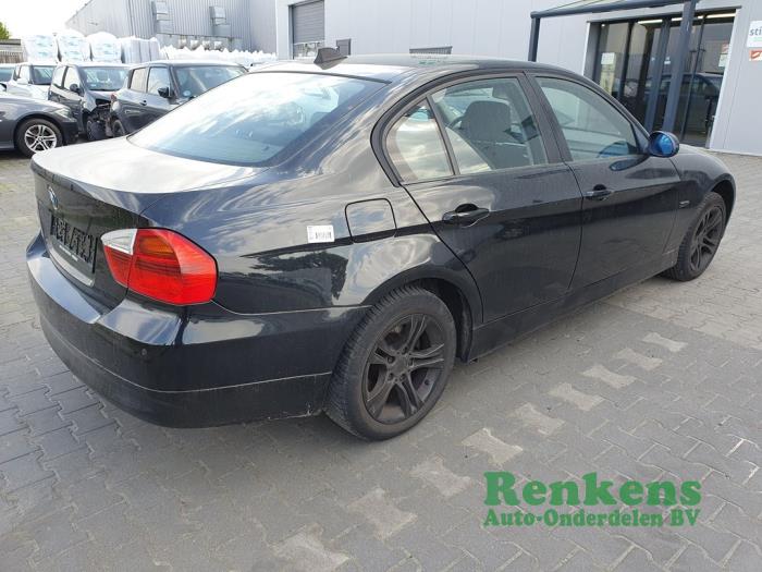 BMW 3 serie 318i 16V Sloopvoertuig (2007, Zwart)