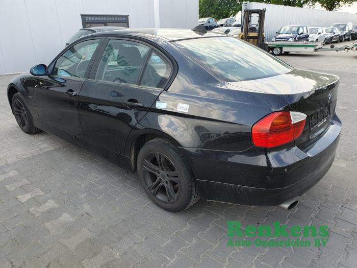 BMW 3 serie 318i 16V Sloopvoertuig (2007, Zwart)
