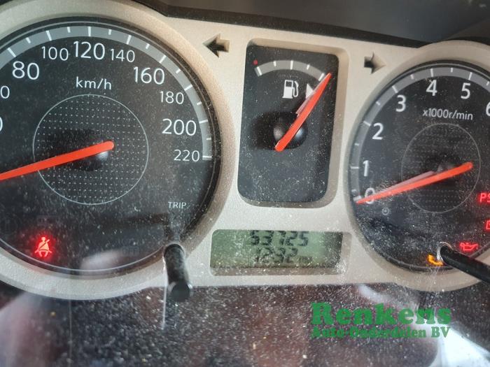 Nissan Note 1.6 16V Sloopvoertuig (2006, Zilvergrijs)