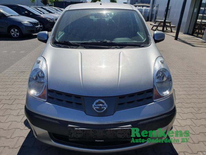 Nissan Note 1.6 16V Sloopvoertuig (2006, Zilvergrijs)