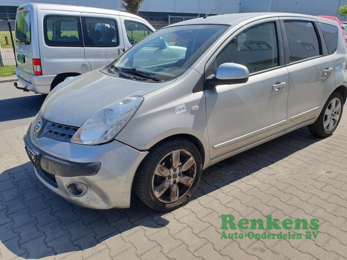 Nissan Note 1.6 16V Sloopvoertuig (2006, Zilvergrijs)