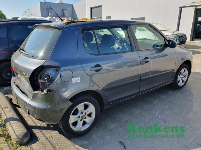 Skoda Fabia II 1.4i 16V Sloopvoertuig (2008, Grijs)