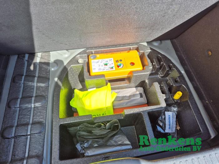 Peugeot RCZ 1.6 16V THP Sloopvoertuig (2013, Zwart)