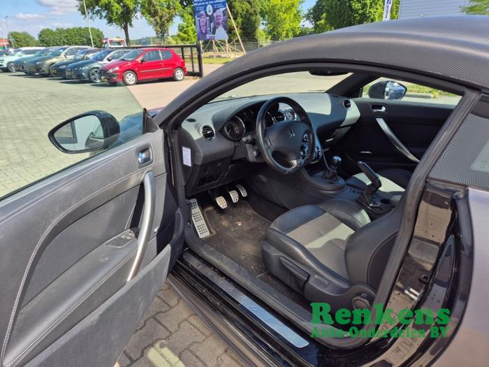 Peugeot RCZ 1.6 16V THP Sloopvoertuig (2013, Zwart)