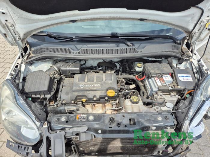 Opel Adam 1.2 16V Sloopvoertuig (2014, Wit)