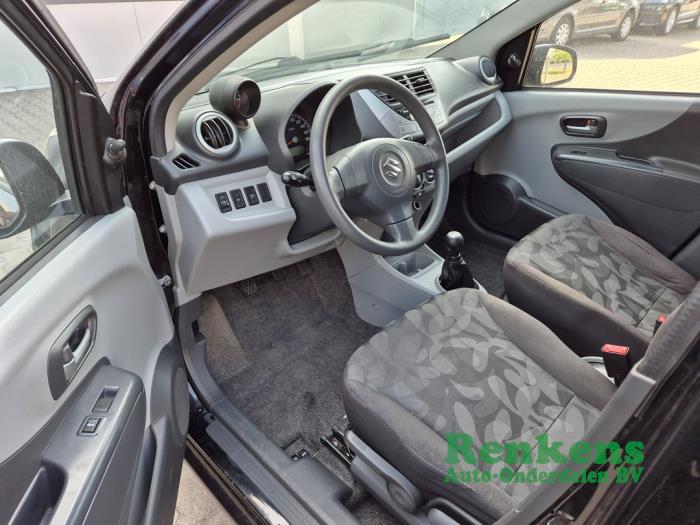 Suzuki Alto 1.0 12V Sloopvoertuig (2010, Zwart)