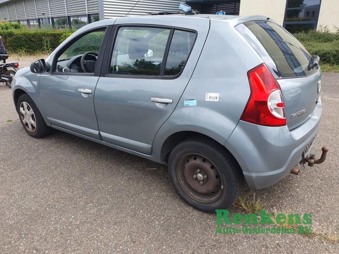 Dacia Sandero I 1.6 Sloopvoertuig (2008, Blauw)
