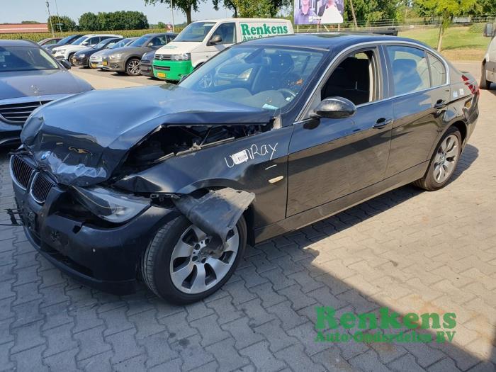 BMW 3 serie 325d 24V Sloopvoertuig (2007, Zwart)