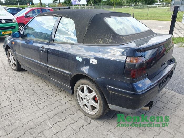 Volkswagen Golf III Cabrio 1.6 Sloopvoertuig (2000, Blauw)