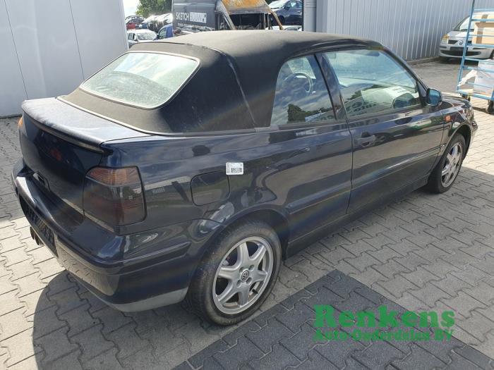 Volkswagen Golf III Cabrio 1.6 Sloopvoertuig (2000, Blauw)