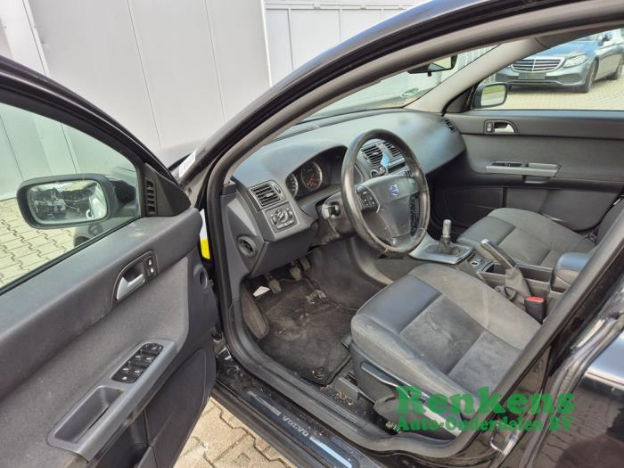 Volvo V50 2.0 D 16V Sloopvoertuig (2006, Zwart)
