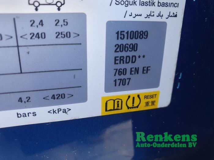 Opel Grandland 1.2 Turbo 12V Sloopvoertuig (2018, Blauw)