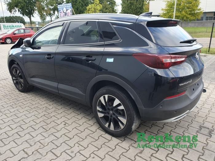 Opel Grandland 1.2 Turbo 12V Sloopvoertuig (2020, Zwart)