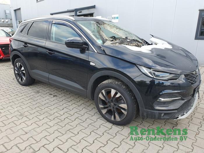 Opel Grandland 1.2 Turbo 12V Sloopvoertuig (2020, Zwart)