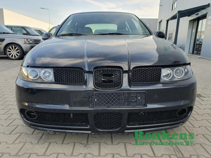 Seat Leon 1.8 20V Turbo Sloopvoertuig (2005, Zwart)