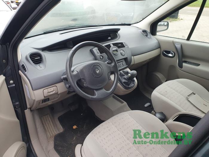 Renault Scénic II 1.6 16V Sloopvoertuig (2006, Donker, Grijs)