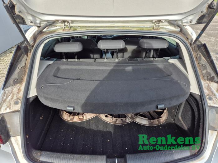 Opel Astra K 1.6 CDTI 110 16V Sloopvoertuig (2016, Zilver)