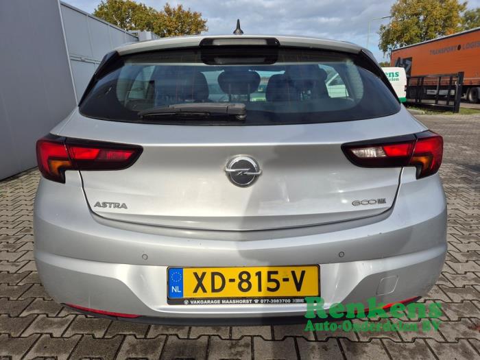 Opel Astra K 1.6 CDTI 110 16V Sloopvoertuig (2016, Zilver)