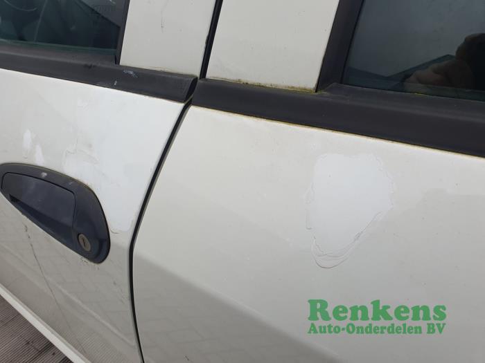 Fiat Punto Evo 1.4 Schadevoertuig (2010, Wit)